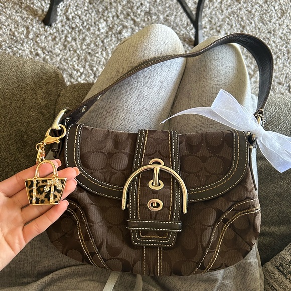 Coach Brown Vintage Y2K Soho Shoulder Bag Signature Buckle Flap - Picture 5 of 7